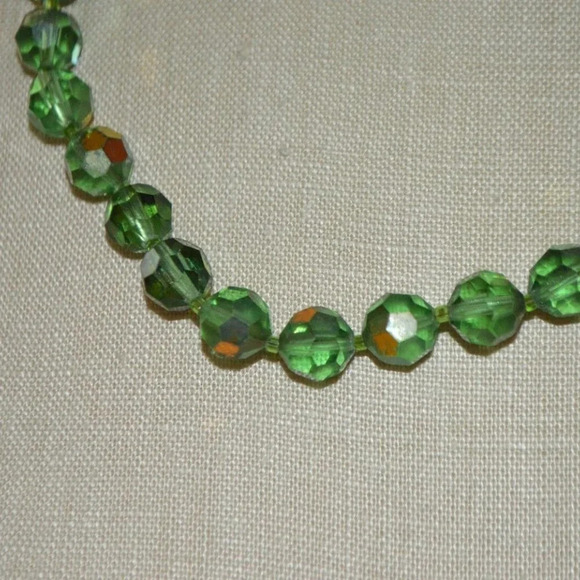 Corocraft Green Aurora Borealis Crystal Bead - Picture 2 of 5
